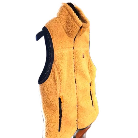 NWT L.L.Bean Women's S Sherpa Fleece Vest Full Zip Cream Tan Gorpcore - Picture 3 of 7